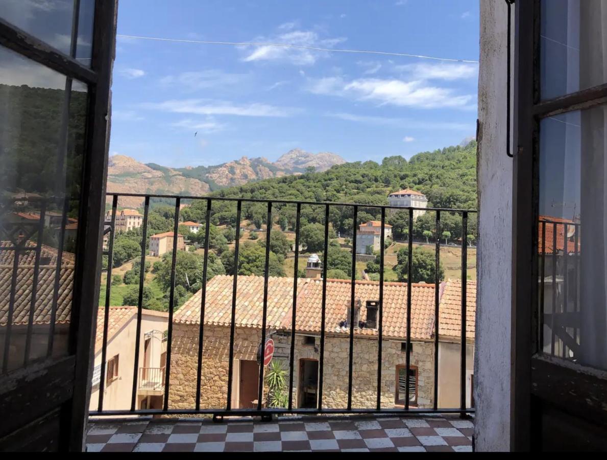 La Coletta Bel Appartement Typique Avec Balcon Centre Piana Piana  Exteriör bild